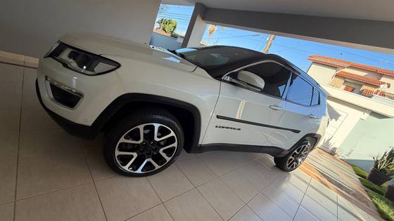 JEEP COMPASS 2.0 16V FLEX LIMITED AUTOMÁTICO JEEP COMPASS 2.0 16V FLEX LIMITED AUTOMÁTICO